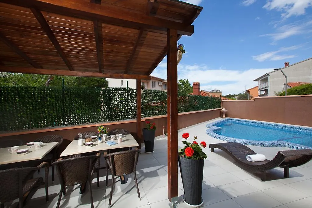 Apartment Villa Anitea Pula